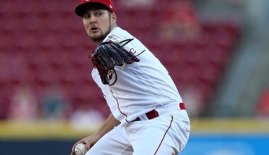 A 594-foot homer in Japan? Not so fast. Plus: Baseball Card of the Week returns