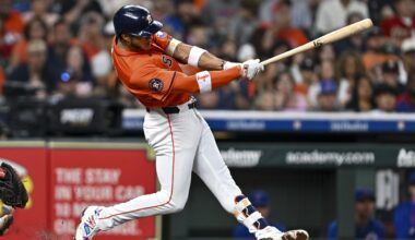 J. Peña injury shuffles Houston infield again