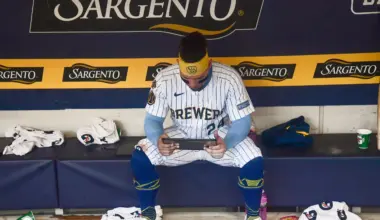 William Contreras explores New York City with girlfriend before Brewers face Mets in crucial series