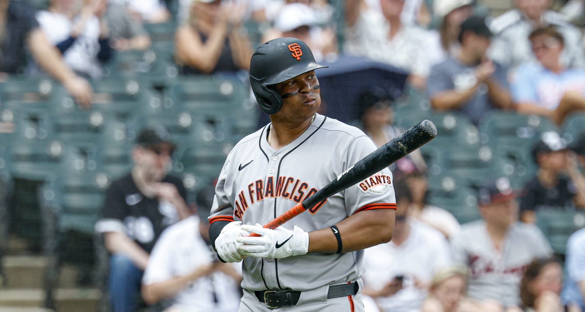 Slumping Giants have their 'head so far up its rear end right now'