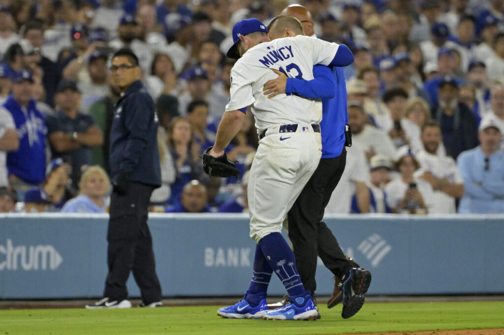 Max Muncy Expected To Miss Six Weeks With Bone Bruise