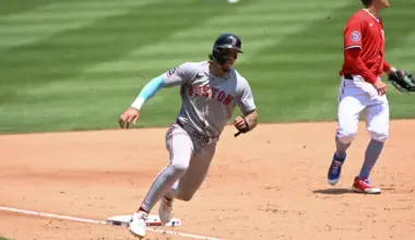 Jarren Duran carves Red Sox history with rare back-to-back triples and steals milestone amidst trade rumors