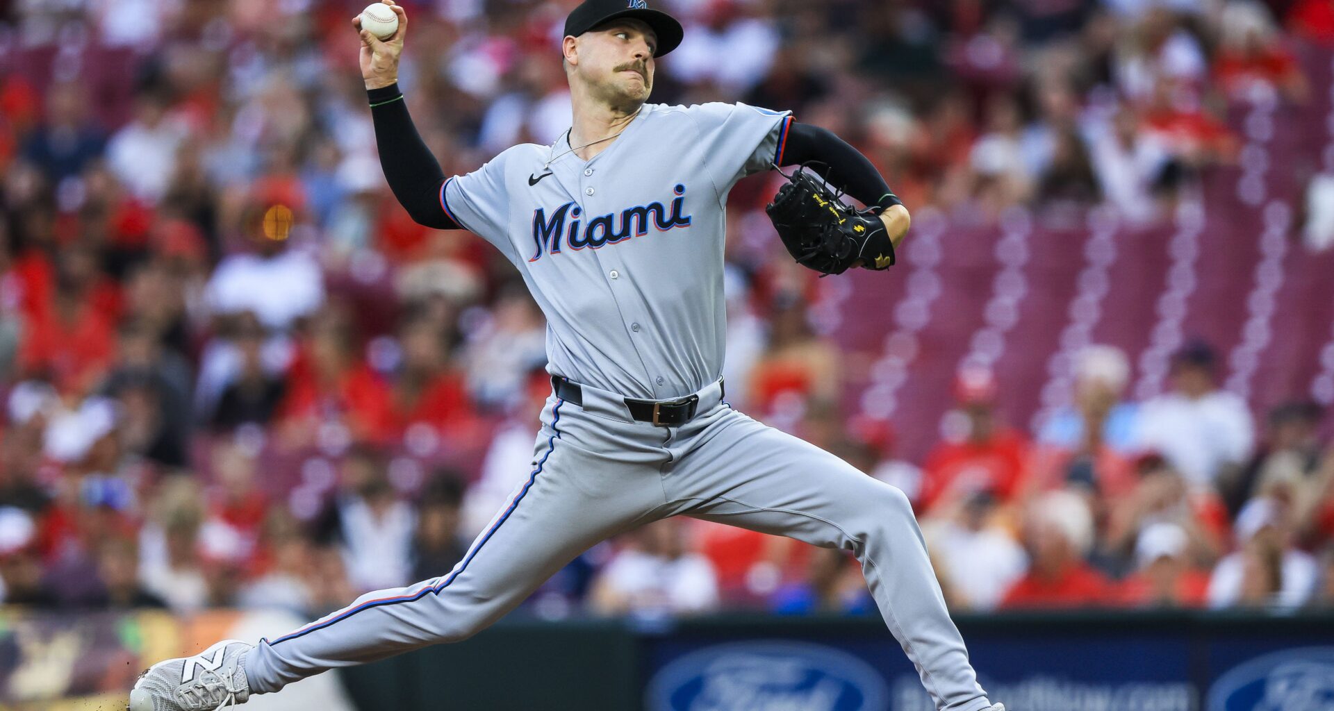 Despite shaky command, Junk one-hits Reds to extend franchise-best road win streak - Marlins