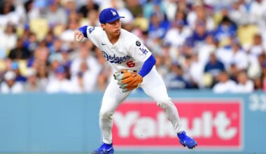Dodgers' Hyeseong Kim Has Shoulder Injury, Says Dave Roberts