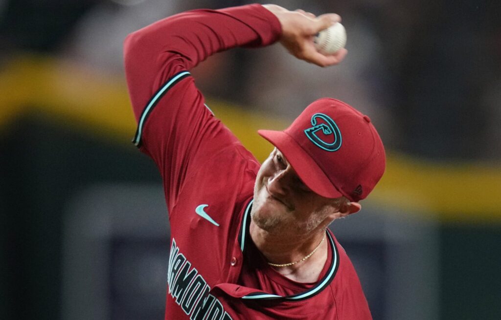 Diamondbacks Outright Trevor Richards - MLB Trade Rumors