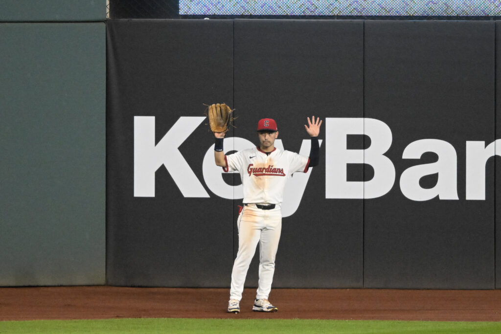 Guardians Shopping Steven Kwan, Shane Bieber