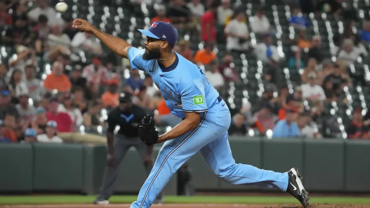 Blue Jays' Seranthony Dominguez had a wild doubleheader trade day from Orioles image