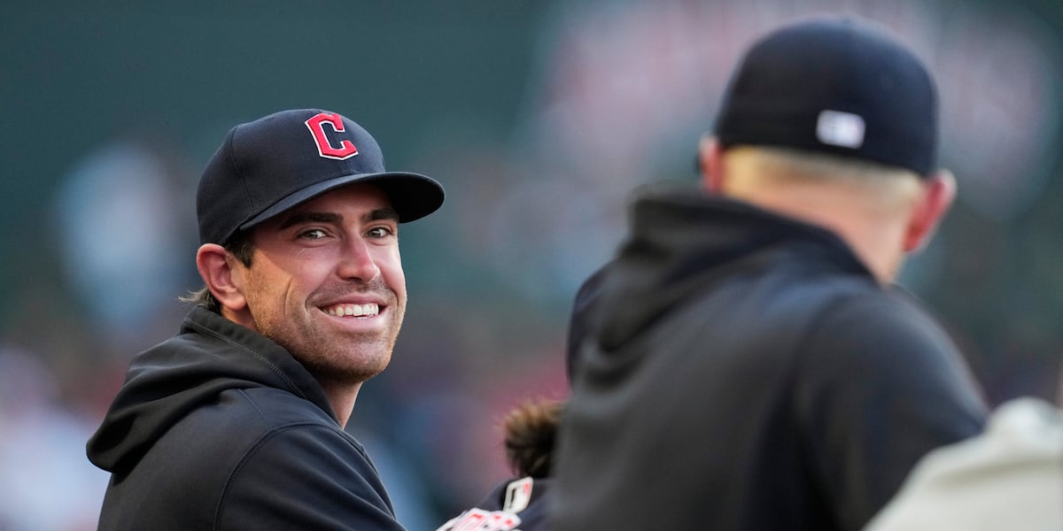 Bieber sharp in rehab appearance