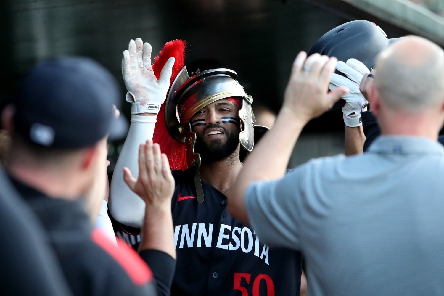 The Downside and Upside of a Light Sell at the 2025 MLB Trade Deadline - Twins