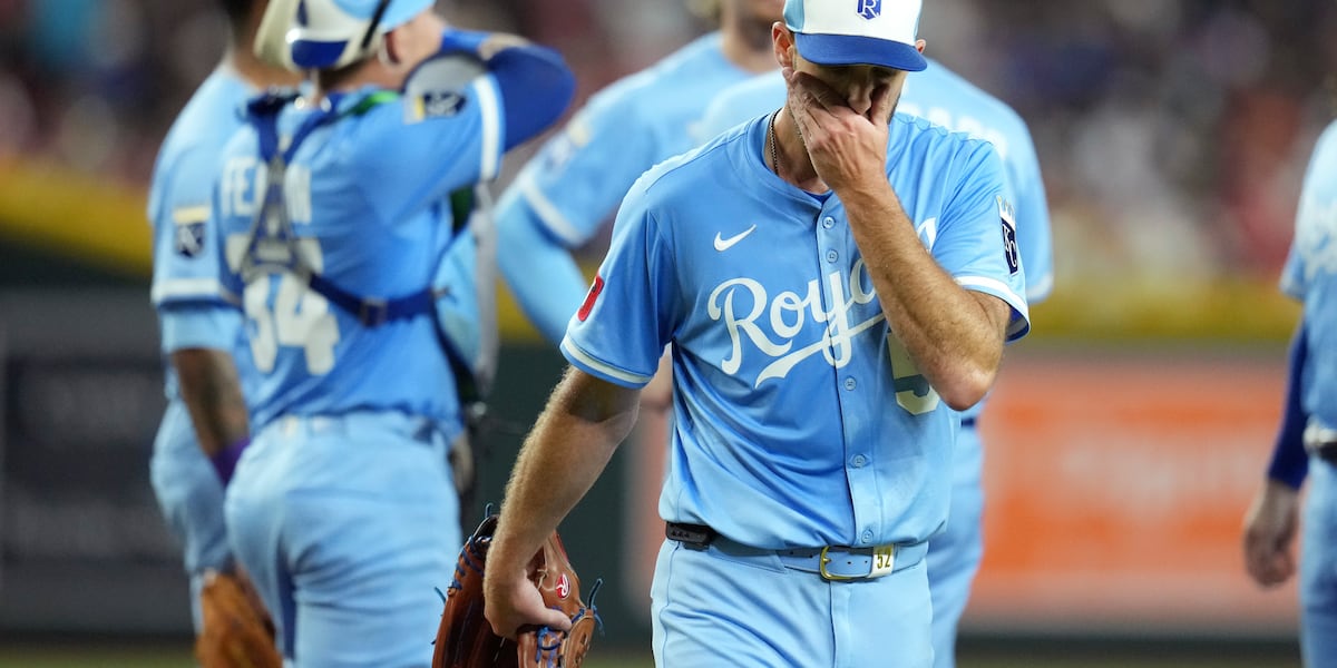 Nelson retires first 16 Royals, Carroll returns in Diamondbacks’ 7-1 victory