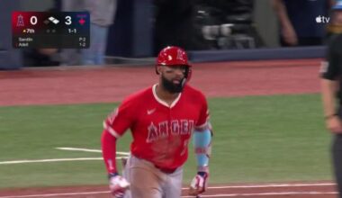 Straw scores winning run on throwing error as streaking Blue Jays beat Angels 4-3 in 10 innings