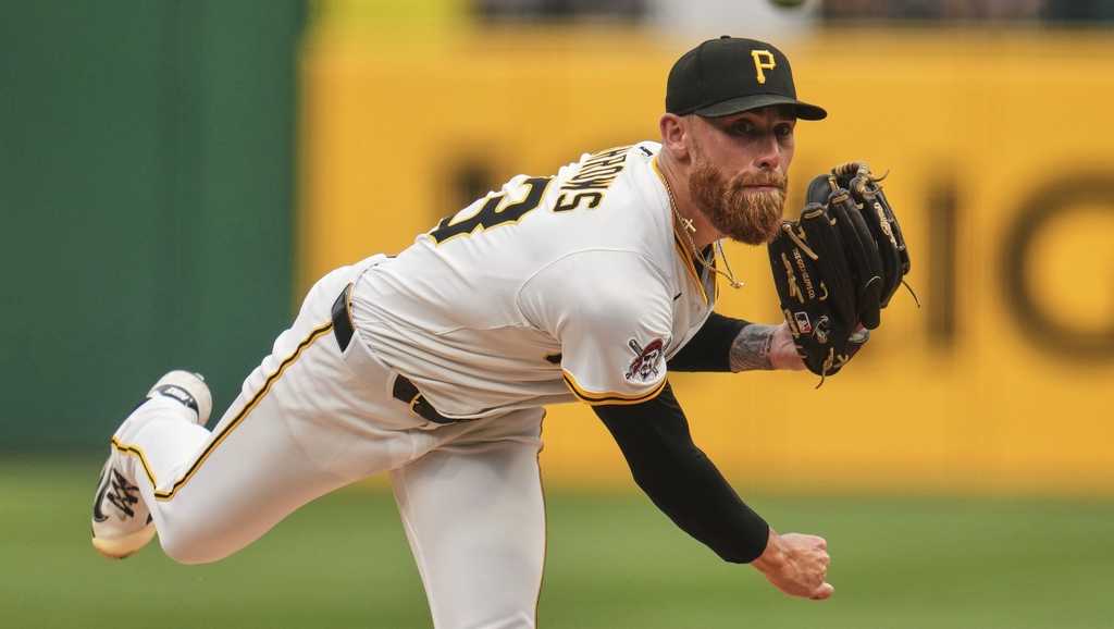 White Sox crush Pirates behind homers by Luis Robert Jr. and Edgar Quero