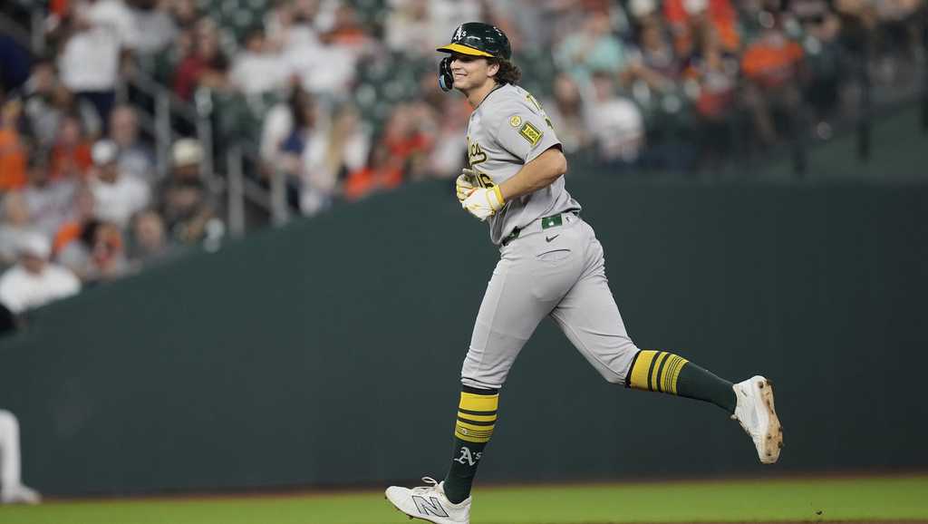 Nick Kurtz of the A's becomes first MLB rookie with 4-homer game