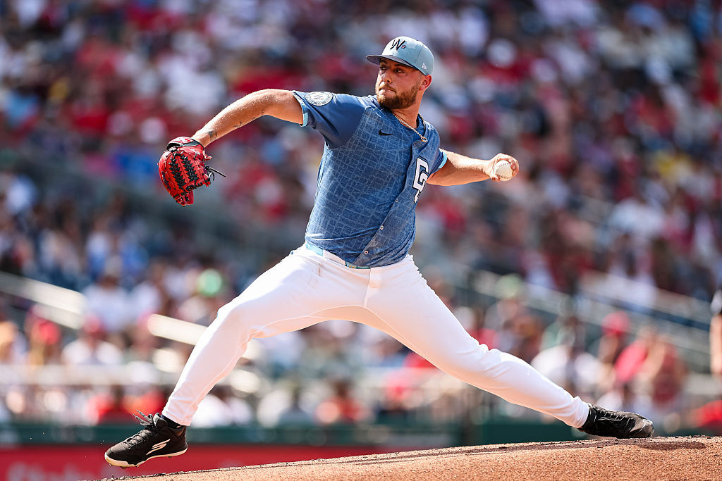 Parker blasted early in lopsided loss, Ogasawara to debut Sunday (updated)