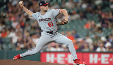 Lord teams with former bullpen mates to beat Astros (updated)