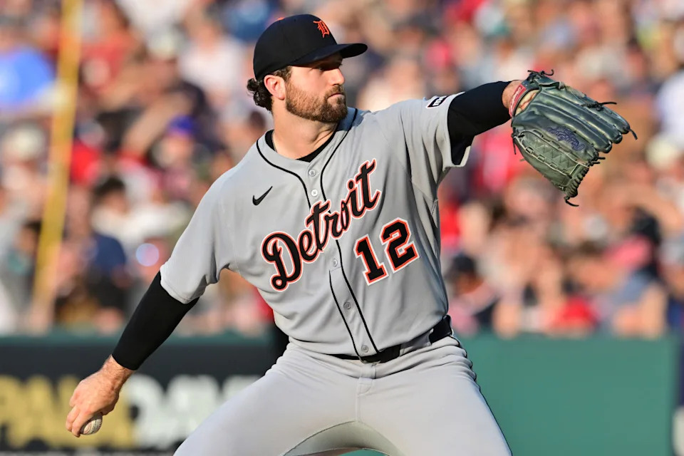 Casey Mize throws against the Indians on July 5, 2025. © Ken Blaze-Imagn Images