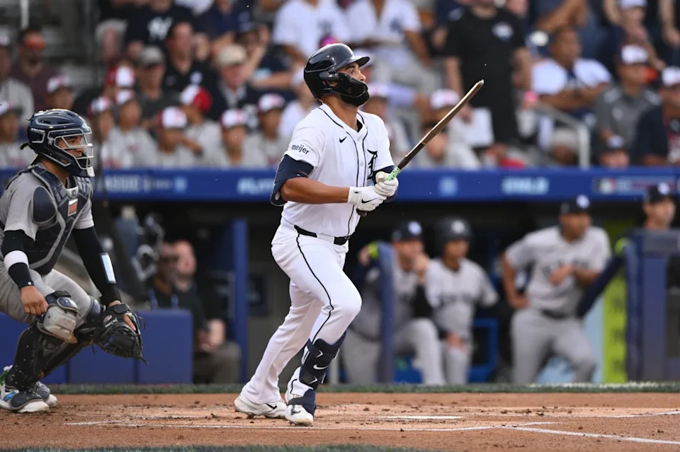  Detroit Tigers outfielder Riley Greene breaks his bat against the New York Yankees in the first inning at BB&T Ballpark at Historic Bowman Field. © Kyle Ross-USA TODAY Sports