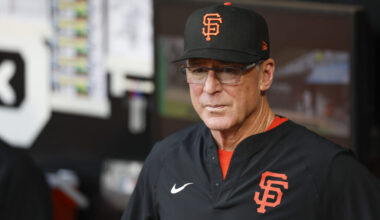 Giants Exercise 2026 Option On Manager Bob Melvin