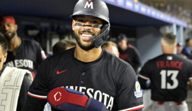 Astros Interested In Carlos Correa Reunion