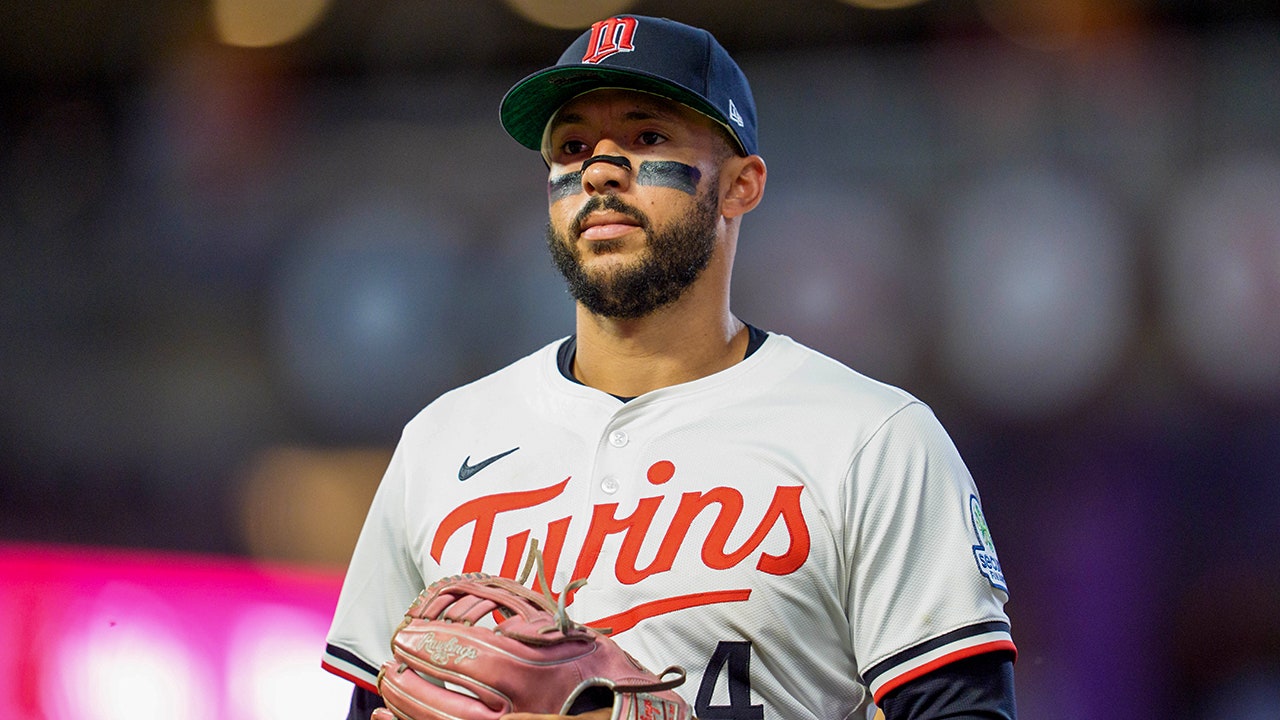MLB trade deadline: Carlos Correa reunites with Astros after Twins deal