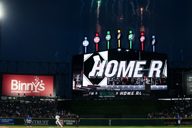 Chicago White Sox third base Josh Rojas (5) runs the bases after hitting a solo-homer during the sixth inning against the Toronto Blue Jays at Rate Field Tuesday July 8, 2025, in Chicago. (Armando L. Sanchez/Chicago Tribune)
