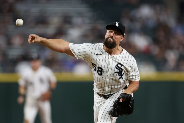 Chicago White Sox pitcher Dan Altavilla (58) pitches during the seventh inning against the Toronto Blue Jays at Rate Field Tuesday July 8, 2025, in Chicago. (Armando L. Sanchez/Chicago Tribune)