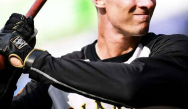 A Czech-born Yomiuri outfielder...Monster Sasaki hits a double at 163 kmh, changes from a foster player to a formal player to a right-winger at No. 7