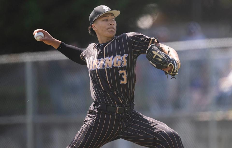 Puyallup’s Mason Pike (3) pitches against Moses Lake during the opening round of the 4A State tournament at Heritage Recreation Center, on Saturday, May 24, 2025, in Puyallup, Wash. Brian Hayes/bhayes@thenewstribune.com