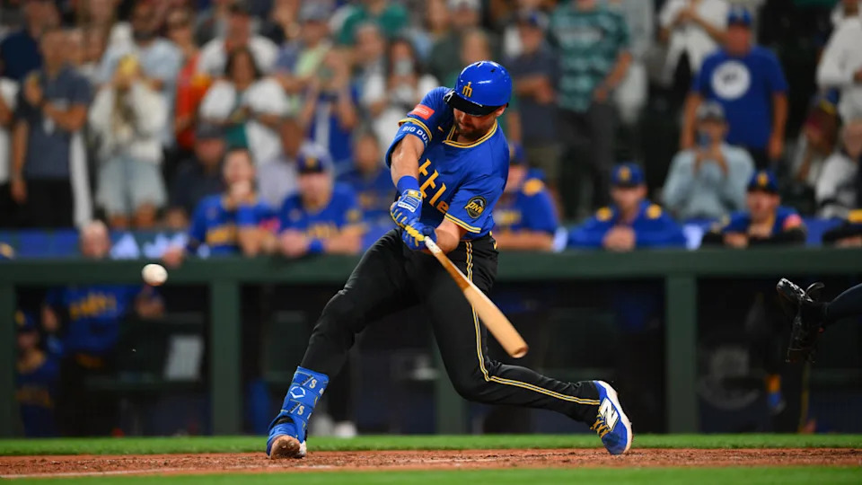 Mandatory Credit: Steven Bisig-Imagn Images