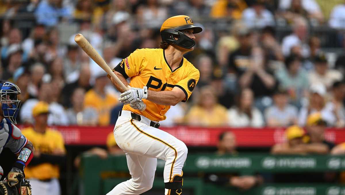 Pirates trade Adam Frazier for Cam Devanney
