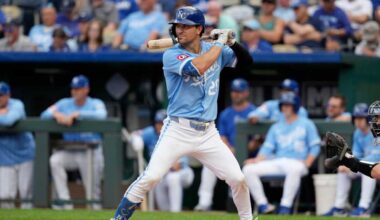 Adam Frazier returns to Kansas City