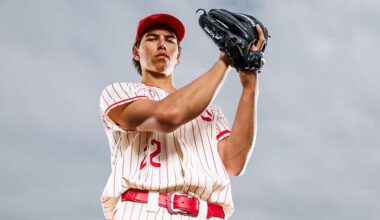 Pirates sign first round draft pick Seth Hernandez