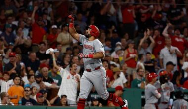 Encarnacion-Strand hits 1st career grand slam to power Reds’ rally past Red Sox