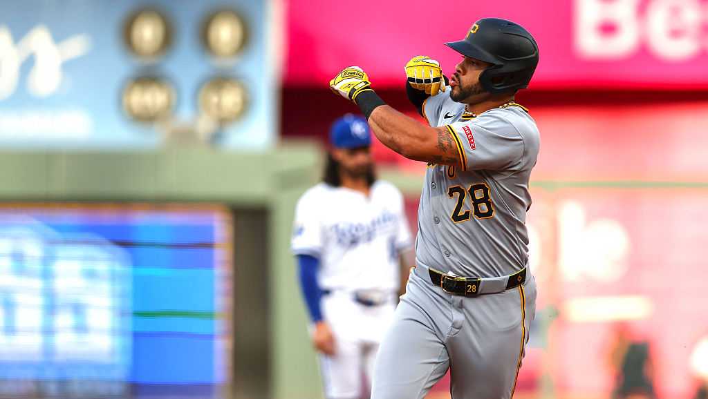 Witt Jr. and Perez homer to back Cameron’s strong start as Royals beat Pirates 9-3