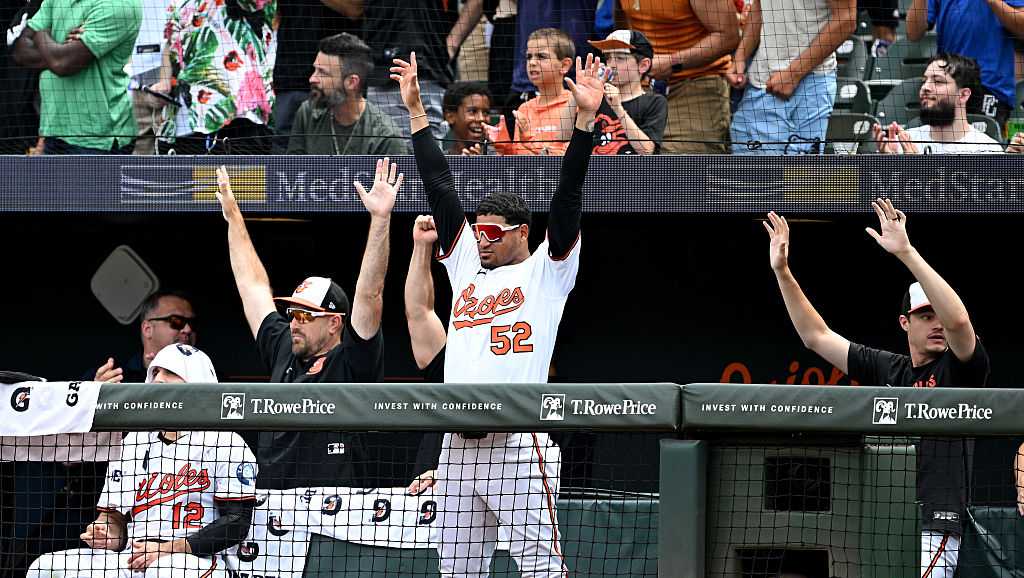 Gunnar Henderson homers as the Orioles beat the Mets 3-1 in doubleheader opener