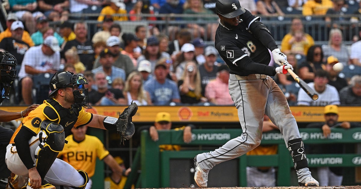 Luis Robert Jr. and Edgar Quero help White Sox crush Pirates 10-1