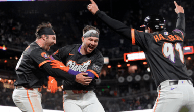WATCH: Giants stun Phillies on Patrick Bailey's improbable walk-off, inside-the-park three-run home run