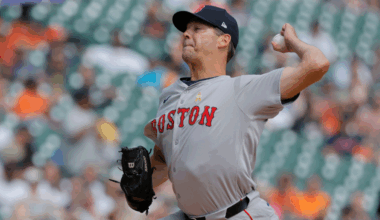 Rich Hill returns to majors for record 14th team, will be oldest active MLB player when he makes Royals debut