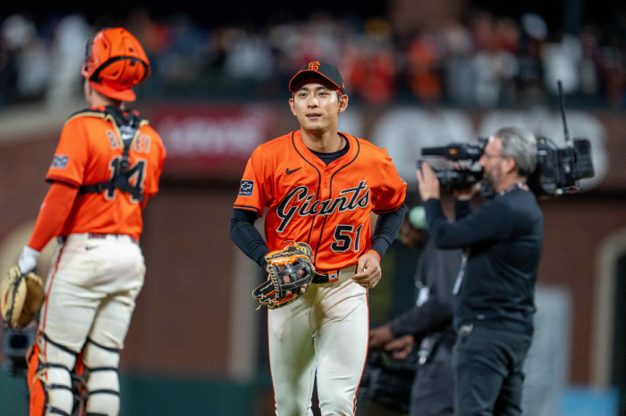 How long has it been? Yes, in five days SF Lee Jung-hoo, who was charged with two days off, found hope in the team's defeat with a double  multi-hit five days later