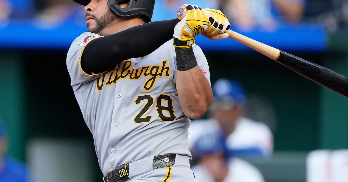 Pirates end scoring drought but thumped by Royals; still winless on road trip – WPXI