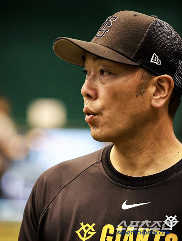 The manager's winning move or taking it out of anger, early replacement in the 3rd inning when the three-bunt failed, and the team's No. 1 hitting shortstop (Min Chang-ki's Japanese baseball) who cried in the dugout