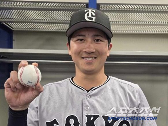 The manager's winning move or taking it out of anger, early replacement in the 3rd inning when the three-bunt failed, and the team's No. 1 hitting shortstop (Min Chang-ki's Japanese baseball) who cried in the dugout
