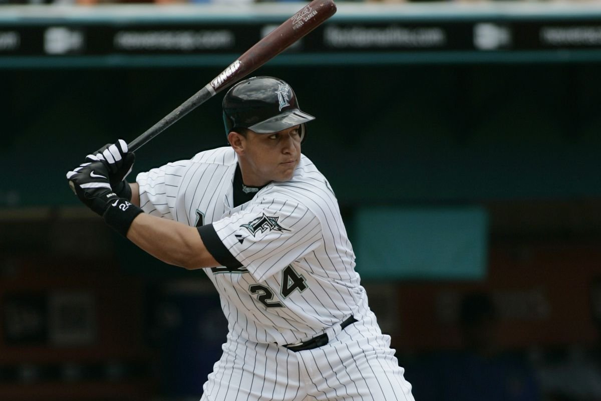 20-year Marliniversary: Marlins come from behind in the 13th to stun Braves - Marlins