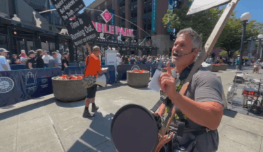 Seattle Mariners fans fed up with megaphone preachers