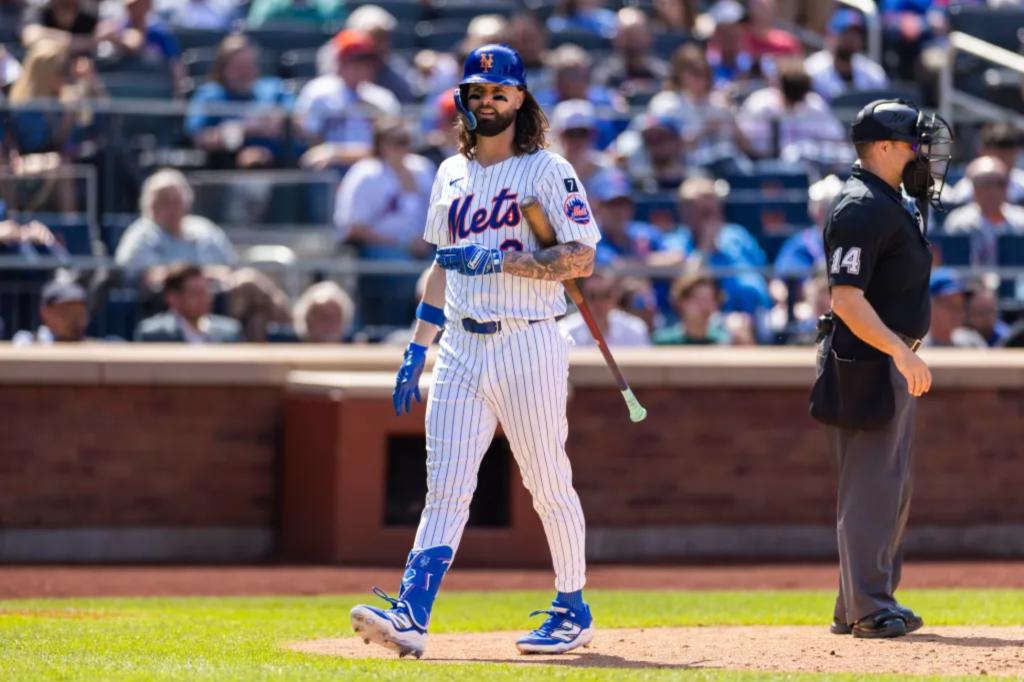 Jesse Winker lands on IL again with back injury just days after returning to Mets