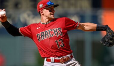Two-time Gold Glove recipient Nick Ahmed retires from baseball