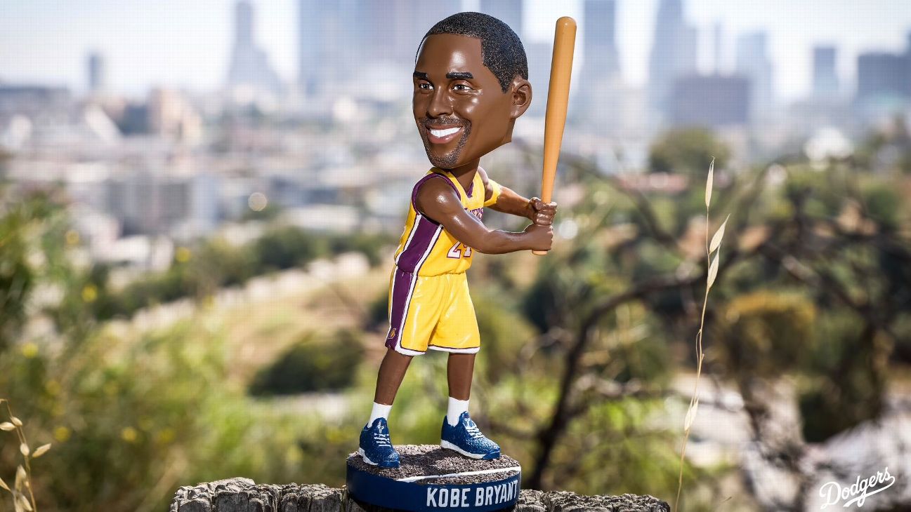 Dodgers unveil Kobe Bryant bobblehead ahead of August giveaway night