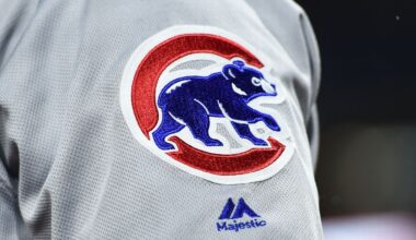 Cubs 3rd-base coach John Mallee tossed from game vs. Cardinals