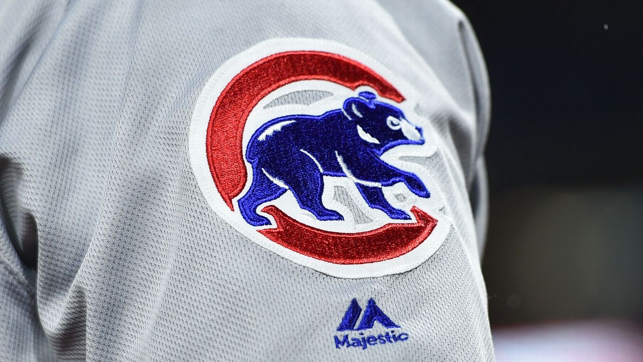 Cubs 3rd-base coach John Mallee tossed from game vs. Cardinals