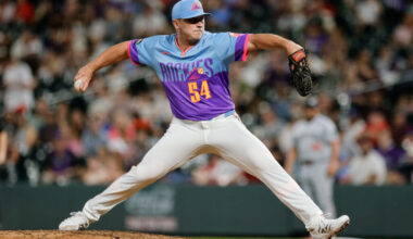 Rangers, Mariners Eyeing Rockies' Relievers